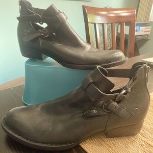 Born Summer Ankle Booties- Size 11